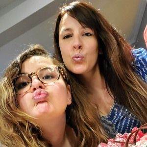 Meet your Posher, Cecile